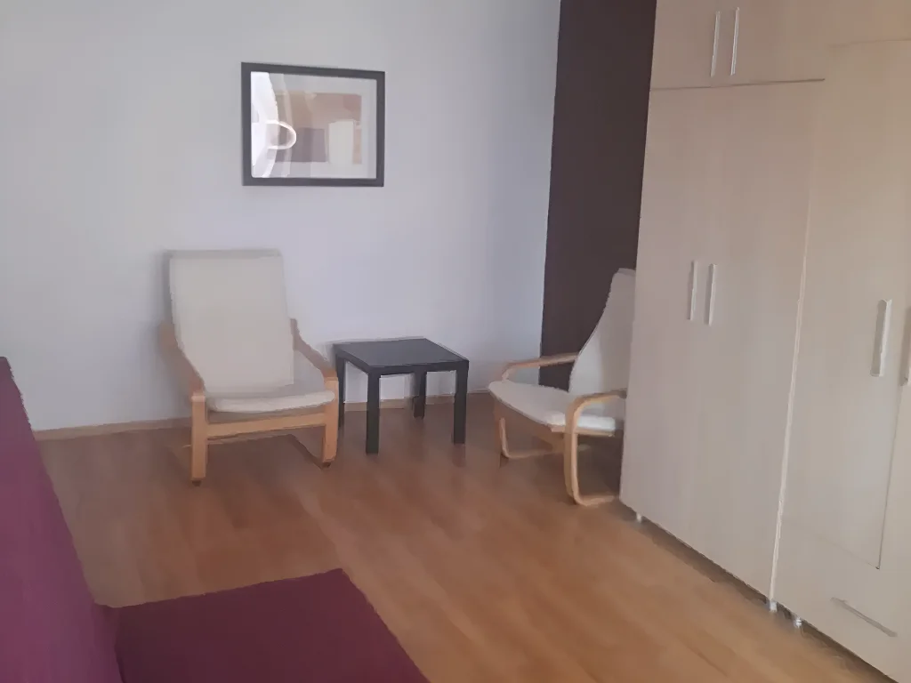 sufragerie doua scaune apartament inchiriere Sector 3 Bucuresti